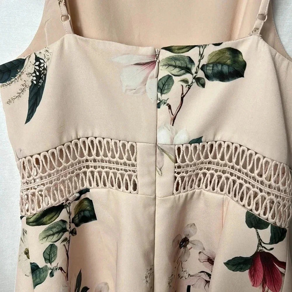 REVOLVE KEEPSAKE THE LABEL romper sz SM . Pink floral,cut out,waist crochet?,zip - Picture 12 of 16